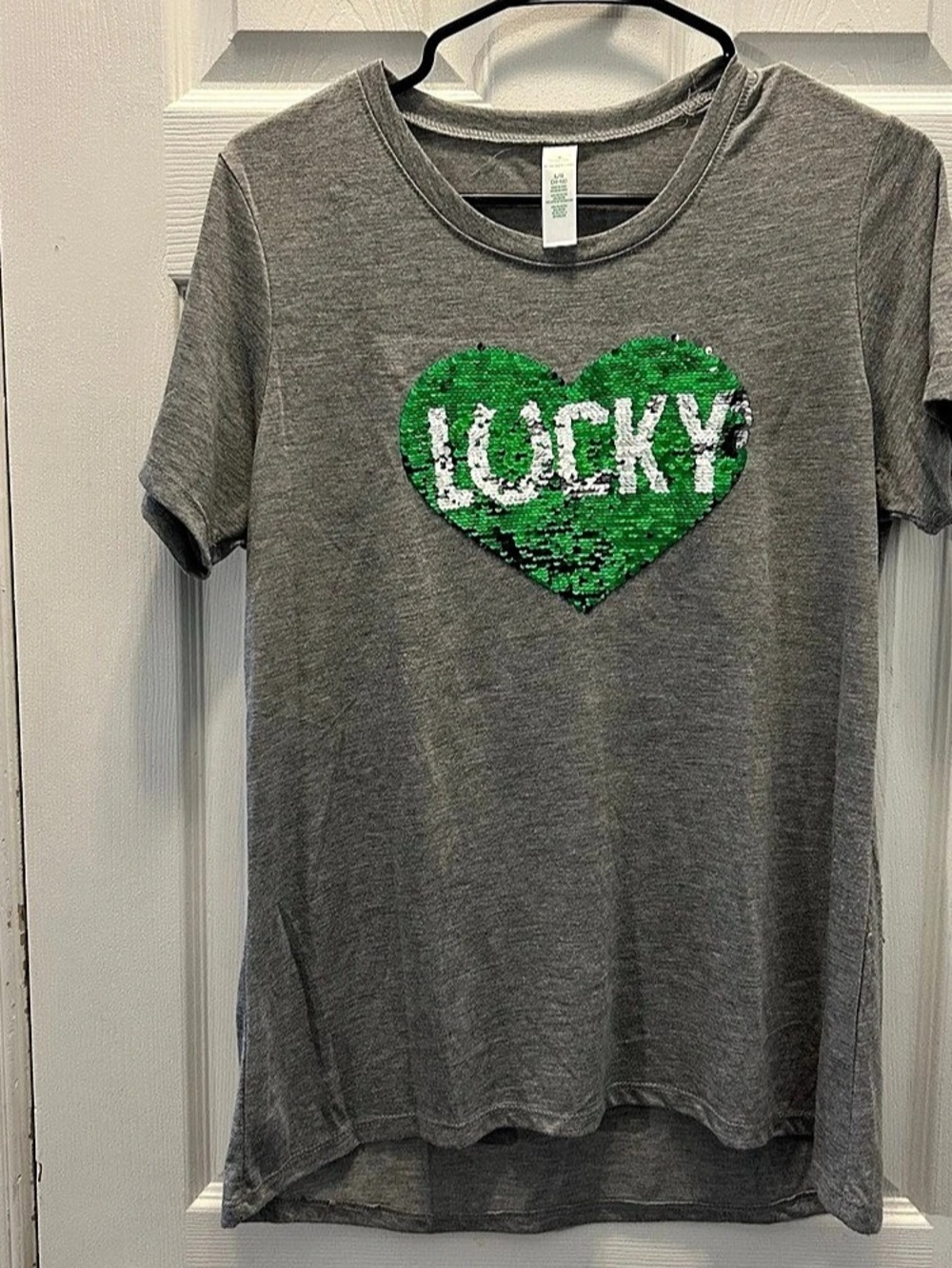 Sequin Tshirt Women’s Large Flip Heart Lucky Charm Green Crew Neck Short Sleeve